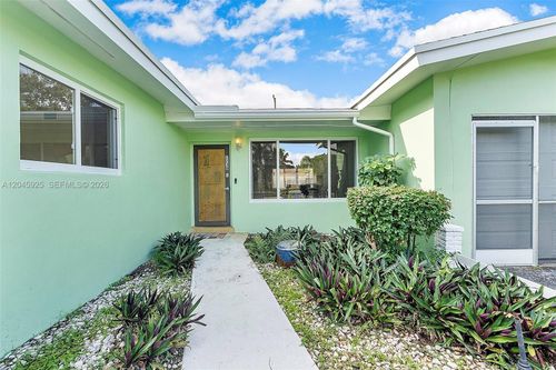 2230 Atlanta St, Hollywood, FL, 33020-1418 | Card Image