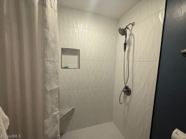 Walk In Shower | Image 13