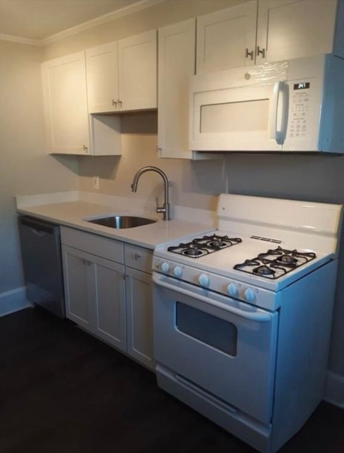 apt-5-34 Herbert St, Lynn, MA, 01902-3840 | Card Image