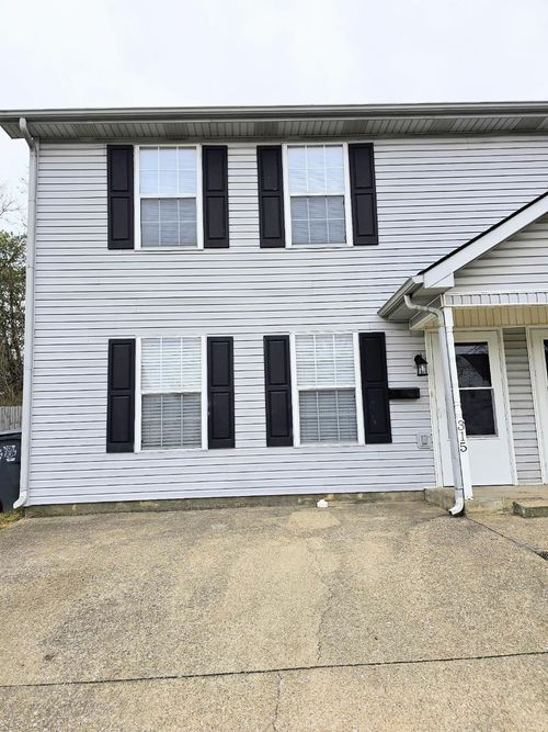 315 Turfway Dr, Lexington, KY, 40516-9676 | Card Image