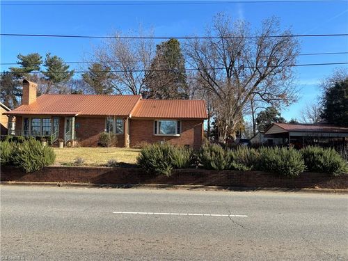 232 W 5th St, Lexington, NC, 27292-2650 | Card Image