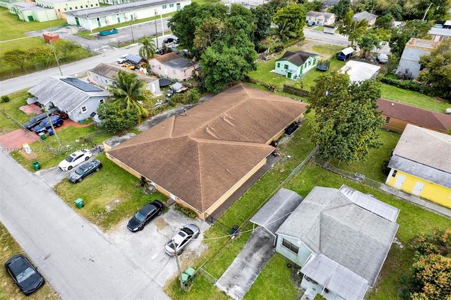 1910 Nw 72 Nd St, Home with 0 bedrooms, 0 bathrooms and 6 parking in Miami FL | Image 32