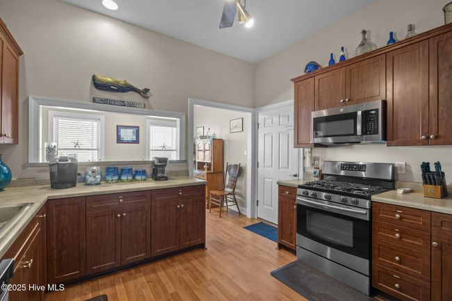 106 S Water St, House other with 6 bedrooms, 5 bathrooms and null parking in Swansboro NC | Image 7