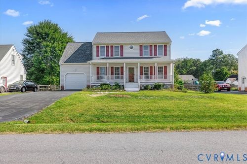 8132 Kiwi Ln, Mechanicsville, VA, 23111-4682 | Card Image