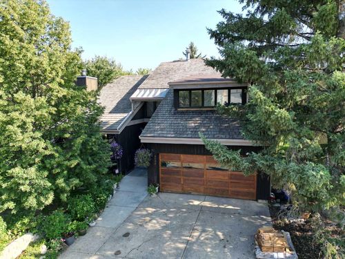 9602 71 Ave, Peace River, AB, T8S1E3 | Card Image