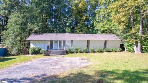 111 Oakdale Dr, Greenwood, SC, 29649-8937 | Card Image