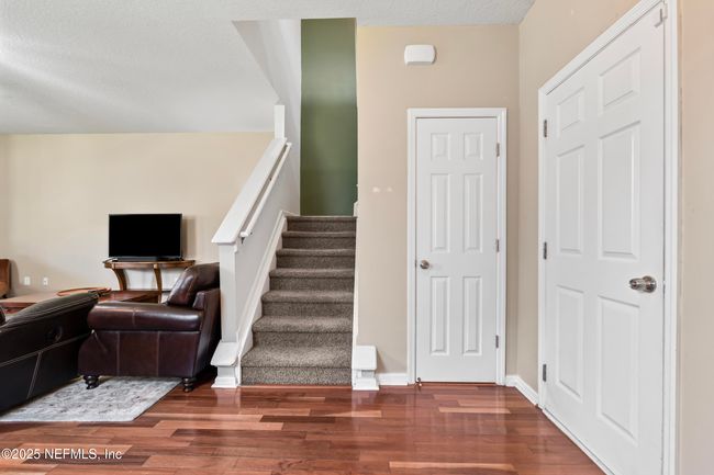 Entryway | Image 4