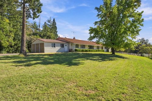 10020 Van Riper Ln, Newcastle, CA, 95658-9335 | Card Image