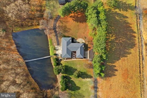 375 Seven Ponds Rd, AMISSVILLE, VA, 20106-4129 | Card Image