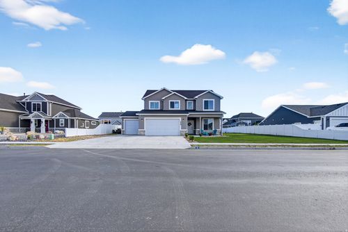 2429 W 2900 N, Farr West, UT, 84404 | Card Image