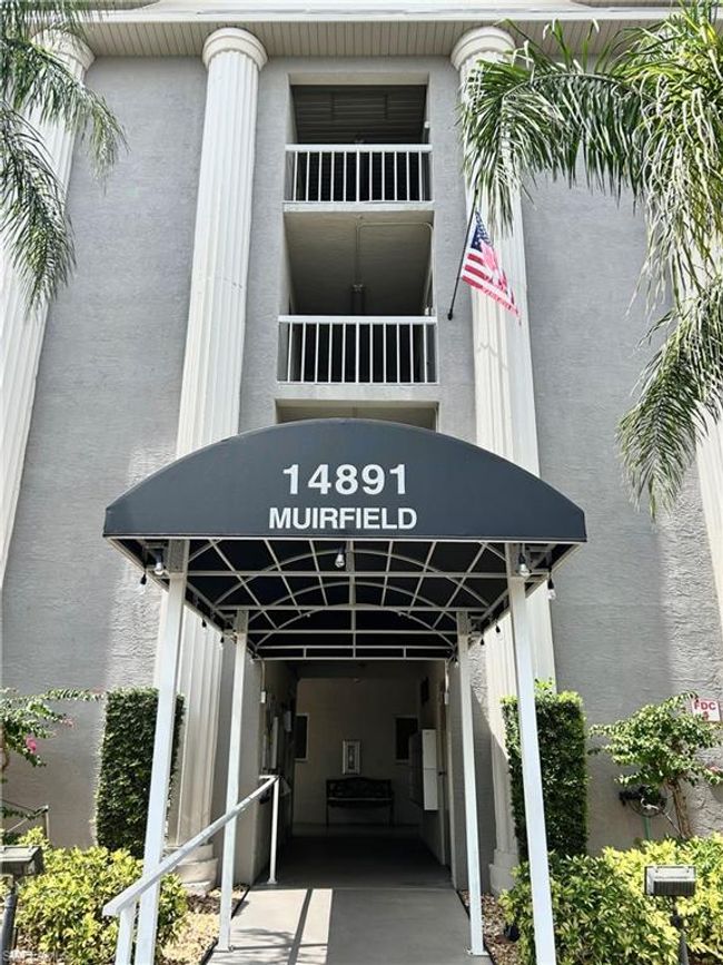 APT-309 - 14891 Hole In 1 Cir, Condo with 2 bedrooms, 2 bathrooms and 1 parking in Fort Myers FL | Image 7