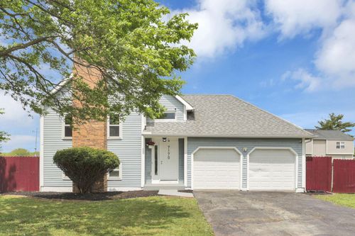 7170 Daugherty Dr, Reynoldsburg, OH, 43068-1182 | Card Image