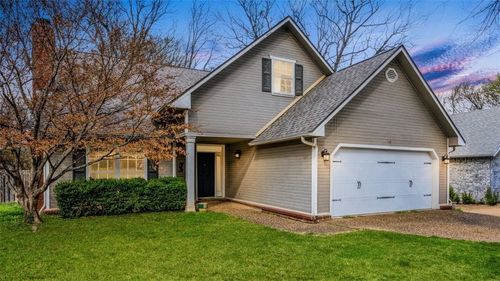 1645 N Charlee Ave, Fayetteville, AR, 72703-3066 | Card Image