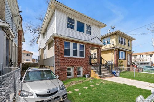 465 Beach 67th St, Far Rockaway, NY, 11692-1402 | Card Image