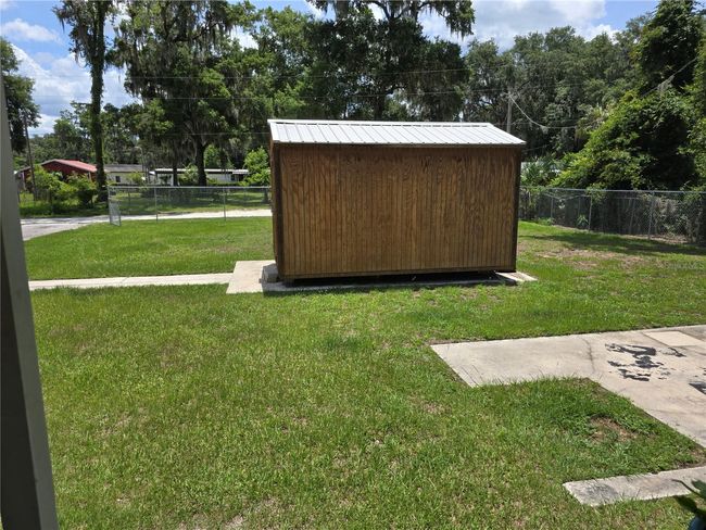 17172 Ne 37 Th Ave, House other with 3 bedrooms, 2 bathrooms and null parking in CITRA FL | Image 72