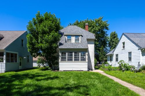 134 S Hazelwood Avenue, Davenport, IA, 52802 | Card Image