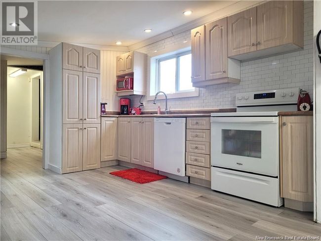 563 Rue Principale, House other with 3 bedrooms, 2 bathrooms and null parking in Pointe Verte NB | Image 6