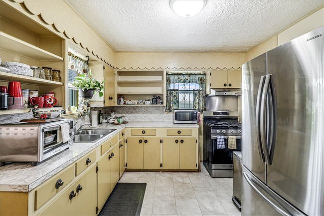 1032 Illinois St, House other with 3 bedrooms, 1 bathrooms and 6 parking in Robstown TX | Image 8