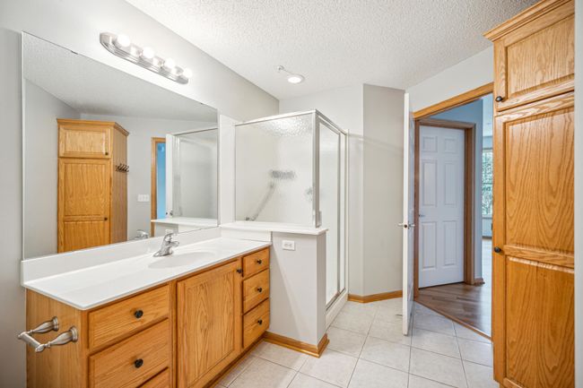 Primary Private Bath | Image 11