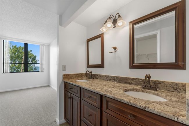 504 - 2617 Cove Cay Drive, Condo with 2 bedrooms, 2 bathrooms and null parking in Clearwater FL | Image 17