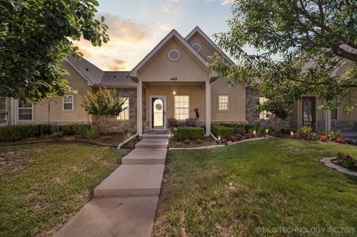 445 S Cypress Ave, Broken Arrow, OK, 74012-4665 | Card Image