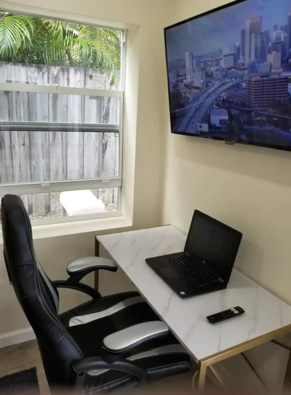 Residential Lease in Wilton Manors 5