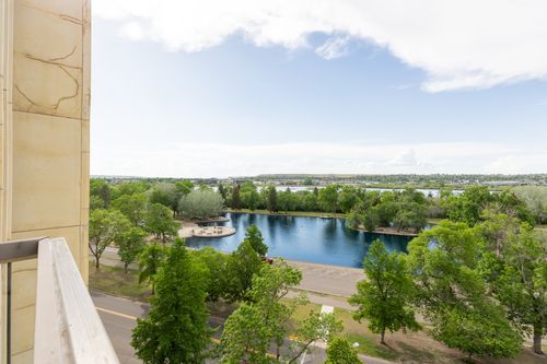 7e-405 Park Dr N, Great Falls, MT, 59401-2356 | Card Image