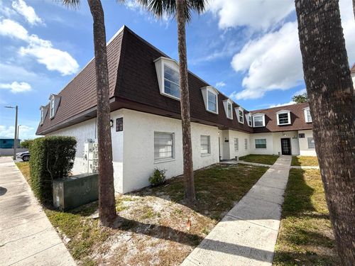 k201-9002 Tudor Dr, TAMPA, FL, 33615-3751 | Card Image