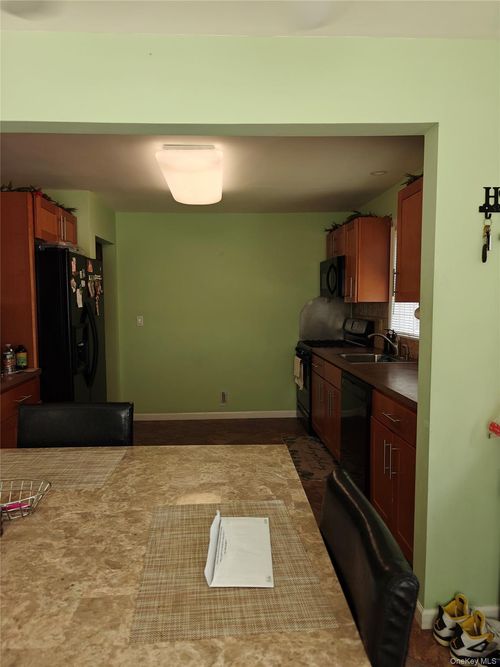 apt-1st-28 High Ave, Glen Cove, NY, 11542-2992 | Card Image