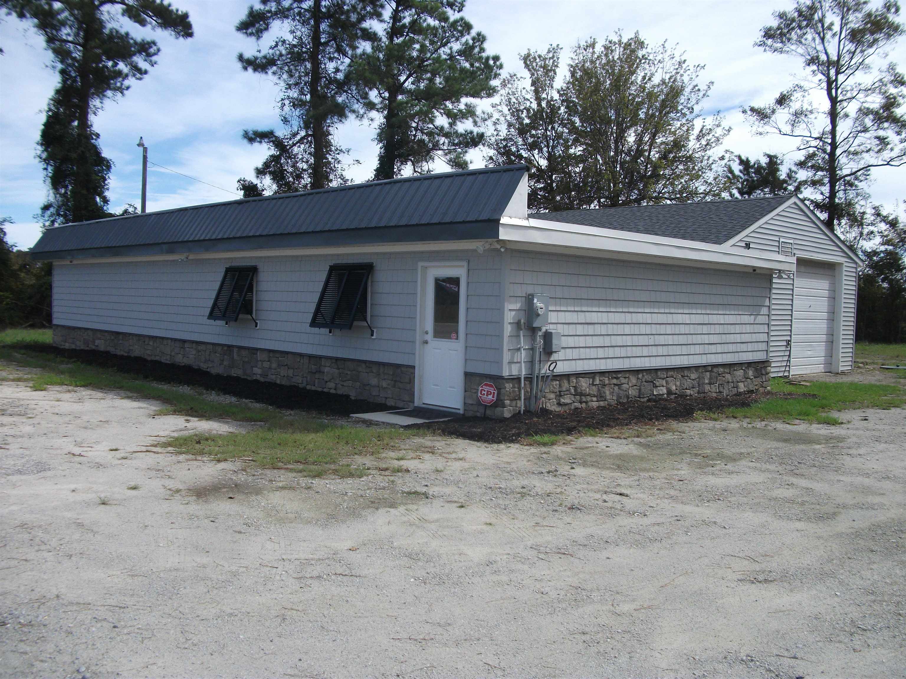 7432 Hwy 90, Longs, SC 29568-6240