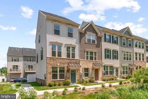 9826 Posterity Ln, MONTGOMERY VILLAGE, MD, 20886-1921 | Card Image