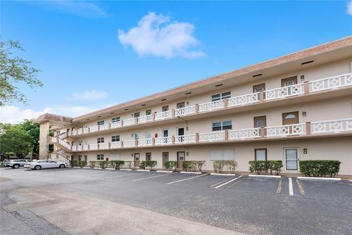 401-3405 Nw 48th Ave, Lauderdale Lakes, FL, 33319-5477 | Card Image