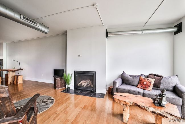Living Area | Image 7
