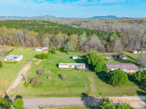 116 Twisted Oaks Ln, Gastonia, NC, 28052-9781 | Card Image