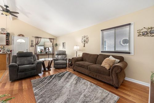 2812 Tyler Ave, Berkley, MI, 48072-3830 | Card Image