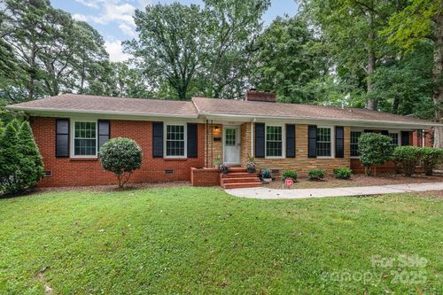 2734 Dunlavin Way, Charlotte, NC, 28205-3329 | Card Image