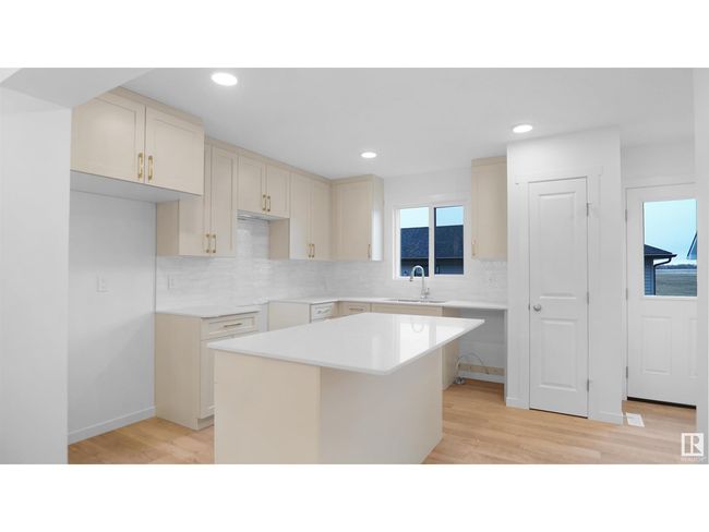 1271 Keswick Dr Sw, Townhouse with 4 bedrooms, 4 bathrooms and null parking in Edmonton AB | Image 9