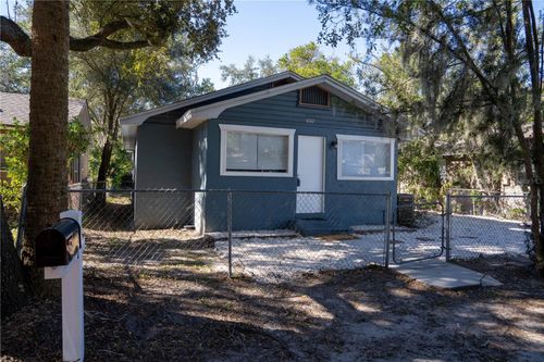 8122 N Marks St, Tampa, FL, 33604-3430 | Card Image