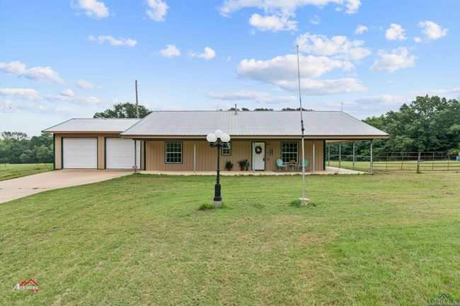 1260 N Cr 236, House other with 2 bedrooms, 2 bathrooms and null parking in Kilgore TX | Image 11