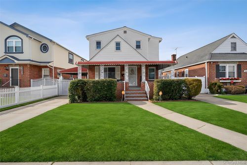 120-30 226th St, Cambria Heights, NY, 11411 | Card Image