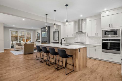 135 Silver Spruce Grove Sw, Calgary, AB, T2X5M1 | Card Image