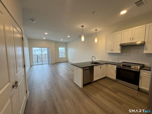 1108-414 Berlin Tpke, Berlin, CT, 06037-1569 | Card Image