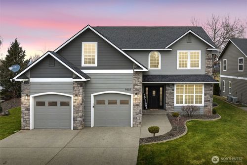 9503 Occidental Rd, Yakima, WA, 98903-9628 | Card Image