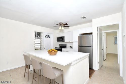44 Tangelo Ct, LEHIGH ACRES, FL, 33936-7234 | Card Image