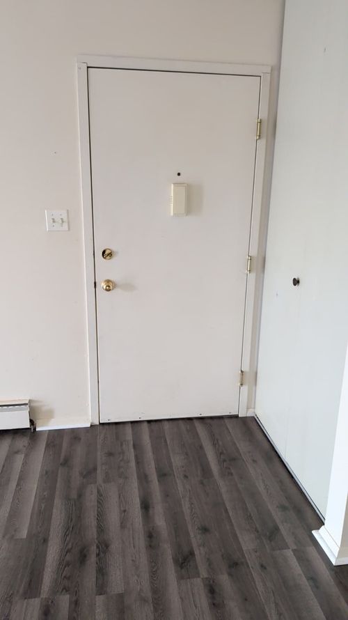 302-9B E Dundee Quarter Dr, Palatine, IL, 60074-1689 | Card Image