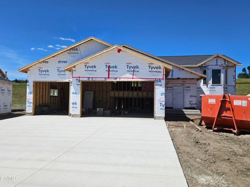 5408 Titanium Dr, Bismarck, ND, 58503-6977 | Card Image