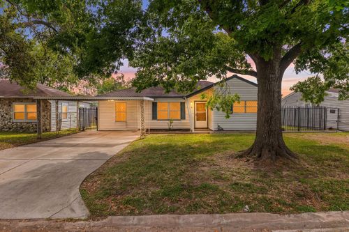10923 Duane St, Houston, TX, 77047-1201 | Card Image