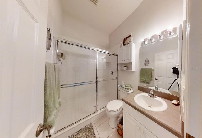Master Bathroom | Image 16