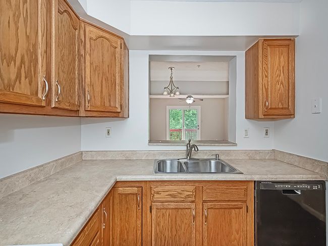104 Meadowview Dr, Townhouse with 2 bedrooms, 2 bathrooms and 1 parking in Canonsburg PA | Image 8