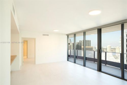 4609-1000 Brickell Plz, Miami, FL, 33131 | Card Image